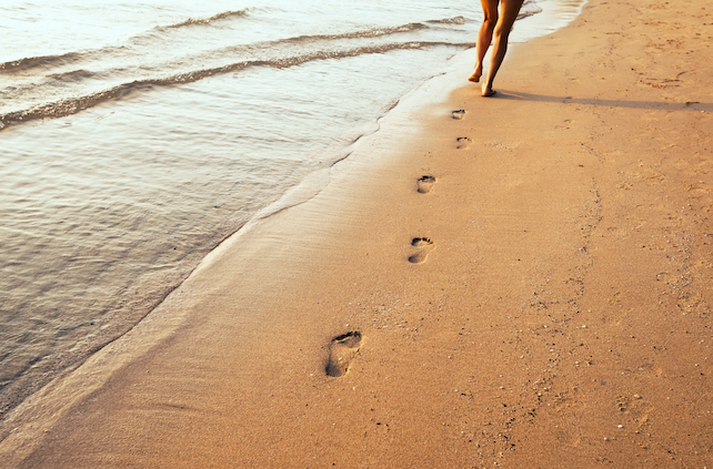 Fußspuren im Sand - Lebenssinn finden