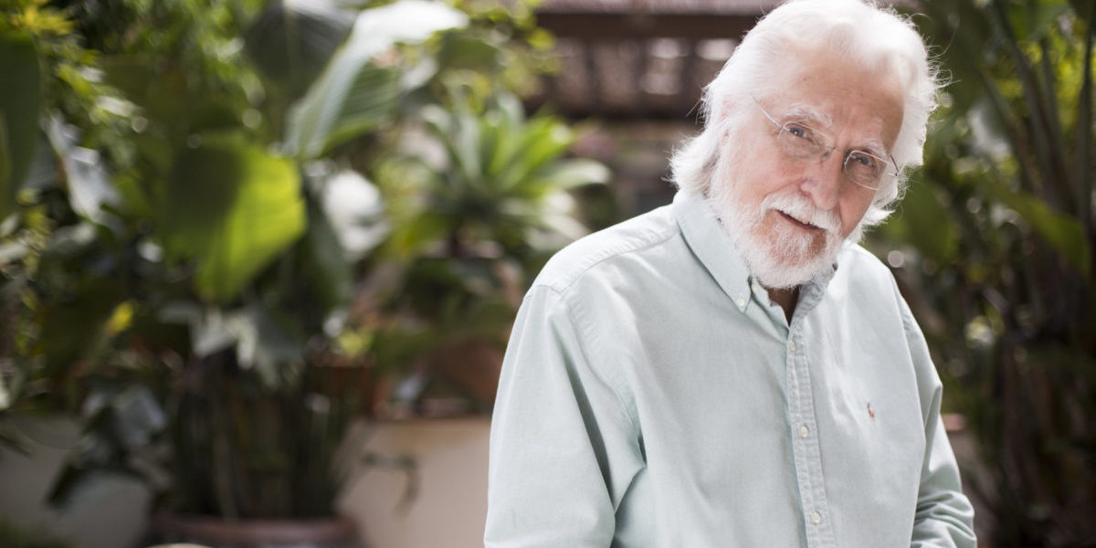 7 Inspiring Quotes By Neale Donald Walsch On The Meaning Of Life