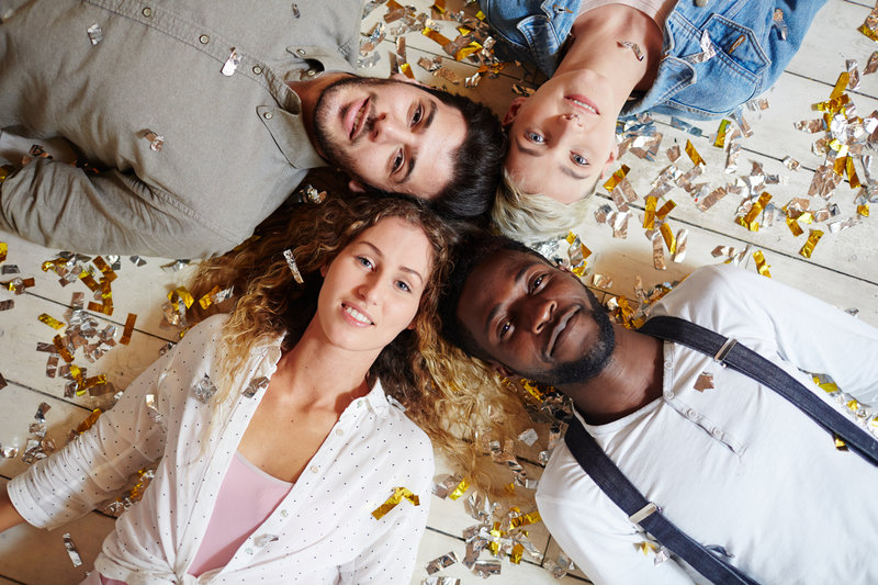 How To Tell If Polyamorous Relationships Are Right For You