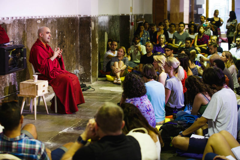 Gelong Thubten