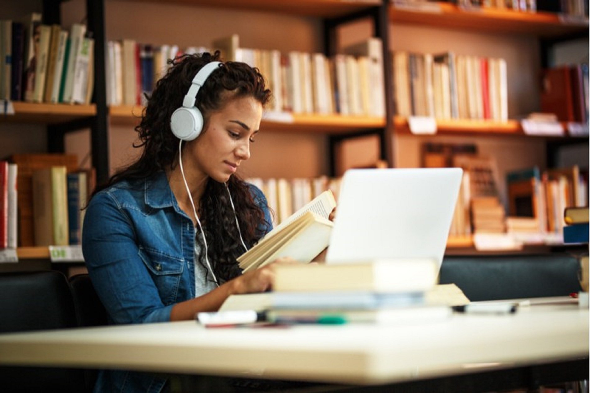 Does music help you concentrate while doing homework